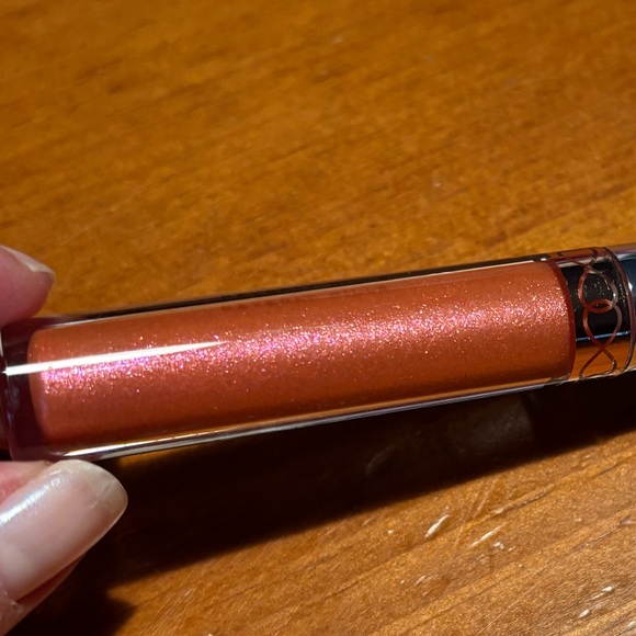 Anastasia Beverly Hills Lip Gloss Girly - Picture 7 of 16